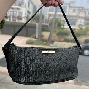 Gucci purse, 100% Authentic Jean look.